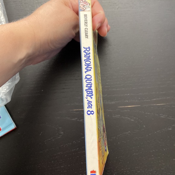 Ramona Quimby, Age 8 Book - Picture 3 of 4